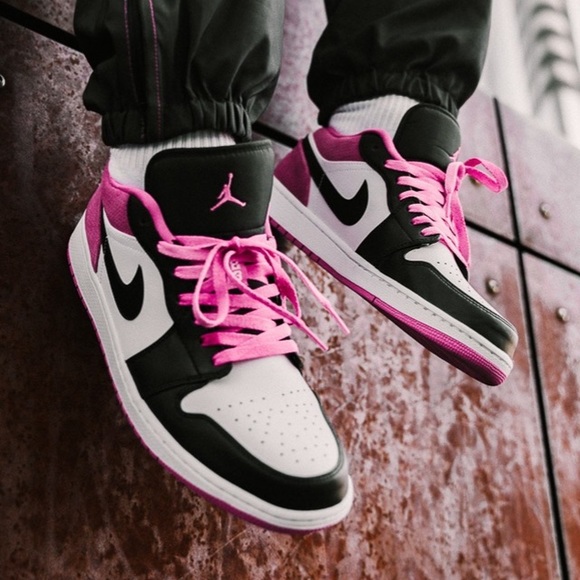 air jordan low pink